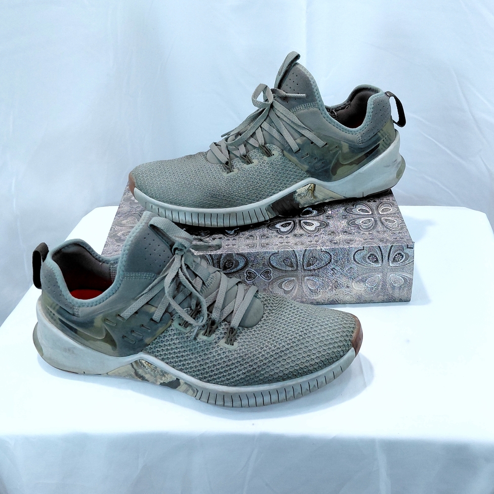 Men's green  Athletic Shoes